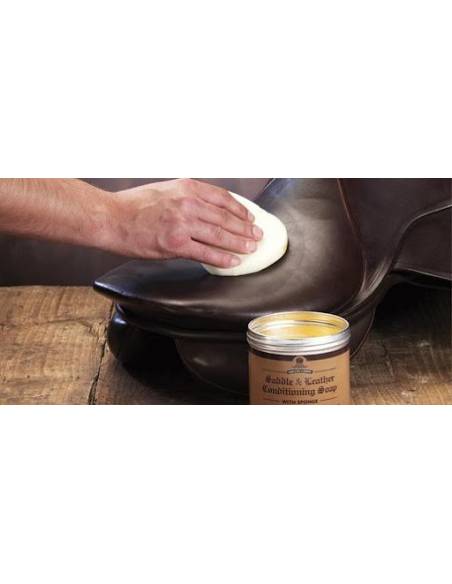 Jaboncillo para Cuero Carr & Day Brecknell Turner 250mL
