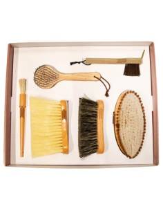 Essential Grooming Deluxe Brush Set 2